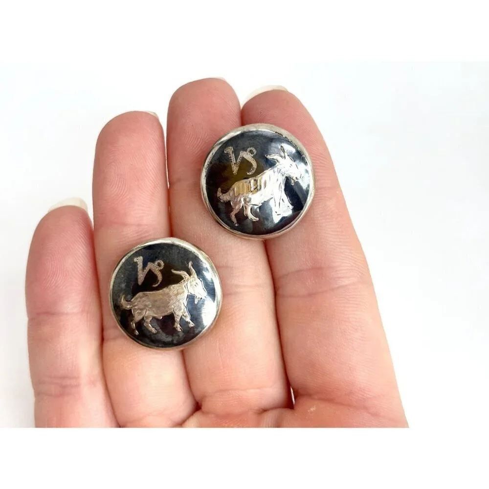 Siam Sterling Taurus Figural Nielloware Enamel Vintage Black Round Cufflinks